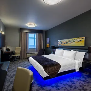 4* מלון Applause Airport By Clique